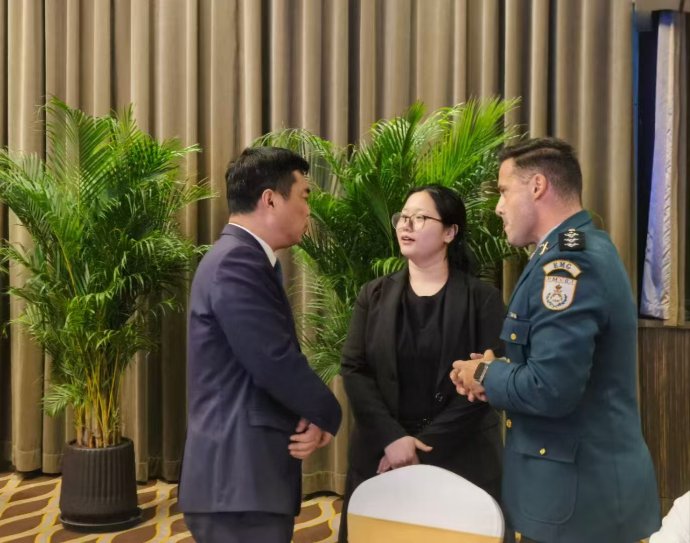 Critique transversale de deux voitures! Prix proche de Qiyuan A07 avec Qin l, le choix de la maison qui est le plus approprié?
